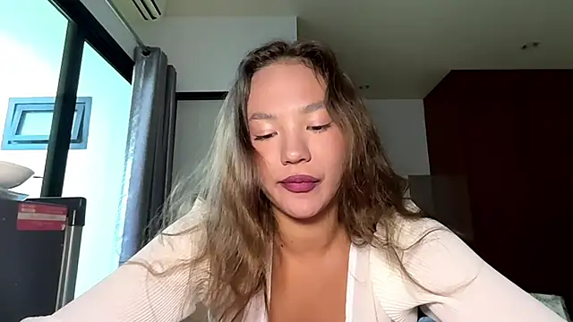kamila 18 french online show from 04-19-26, 05:07