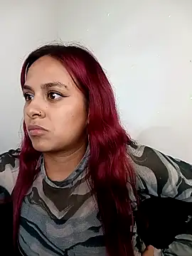 Snapshot of EmiilyFoxx090 chatting on 03-21-26, 03:00 EmiilyFoxx090 online show from 03-21-26, 03:00