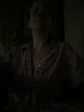 IriisGoddess online show from 04-01-26, 05:54