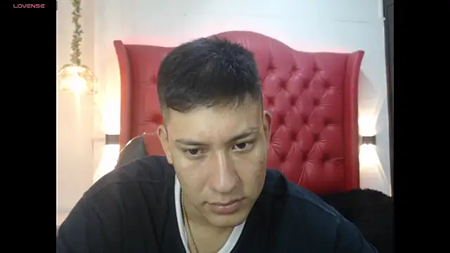 DominantBoy4 online show from 07-08-26, 01:32