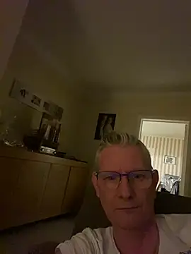 Snapshot of kurtyhotty chatting on 03-22-26, 09:29 kurtyhotty online show from 03-22-26, 09:29