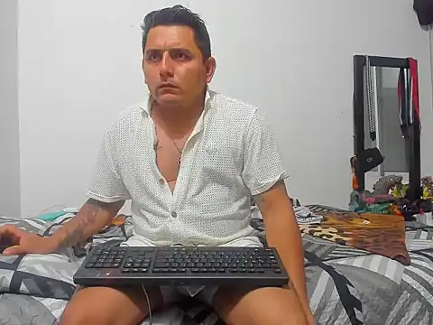 Snapshot of danisttar chatting on 03-22-26, 12:47 danisttar online show from 03-22-26, 12:47