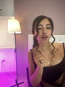 Zoesecret online show from 05-14-26, 06:53