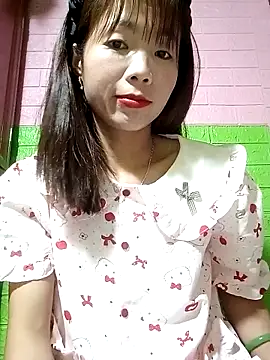 AmyLinee01 online show from 04-25-26, 05:32
