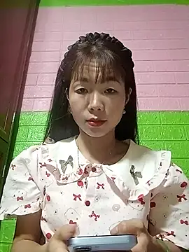 AmyLinee01 online show from 05-31-26, 05:26
