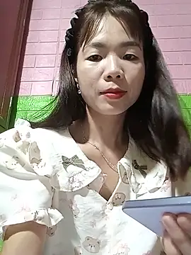 AmyLinee01 online show from 06-01-26, 07:21