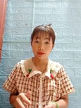 AmyLinee01 online show from 07-17-26, 11:39