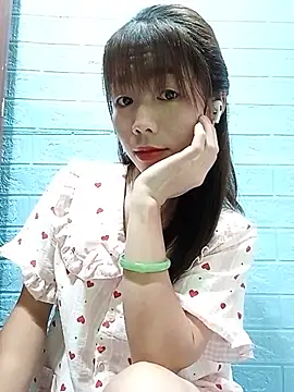 AmyLinee01 online show from 07-28-26, 05:58