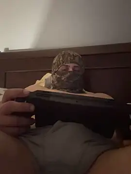 Snapshot of StarDust61 chatting on 03-26-26, 04:07 StarDust61 online show from 03-26-26, 04:07