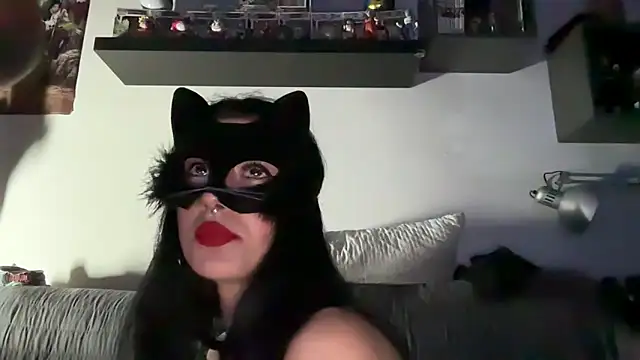 SilentScreamsVan- online show from 05-04-26, 09:00