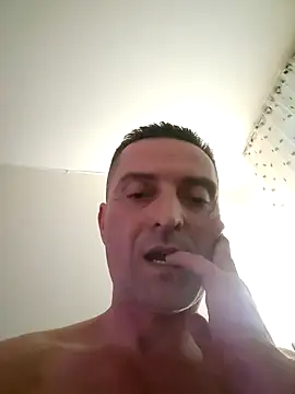 Snapshot of tika_taka chatting on 03-21-26, 01:37 tika taka online show from 03-21-26, 01:37