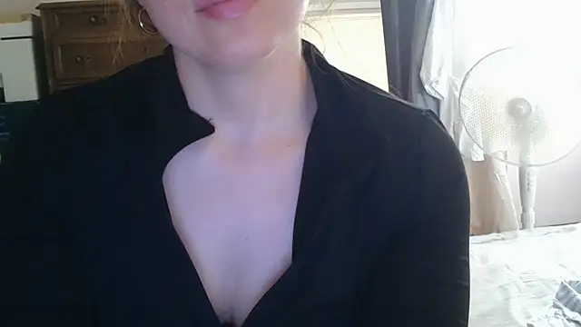 mery lou20252 online show from 06-20-26, 11:13