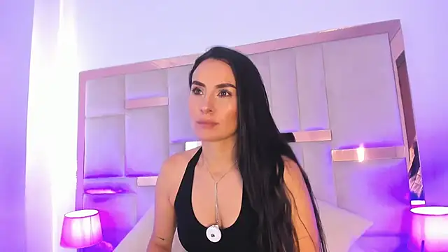 Snapshot of velvetlunaa_ chatting on 05-26-26, 01:18 velvetlunaa online show from 05-26-26, 01:18