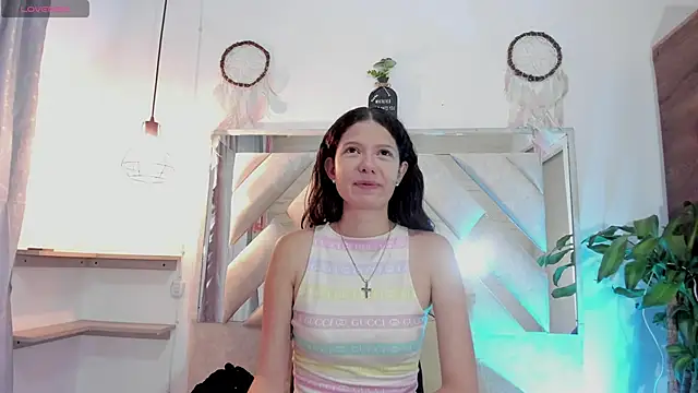 sofy bonnet1 online show from 04-23-26, 11:42