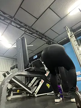 Snapshot of MiaHotboobs chatting on 03-23-26, 07:40 MiaHotboobs online show from 03-23-26, 07:40