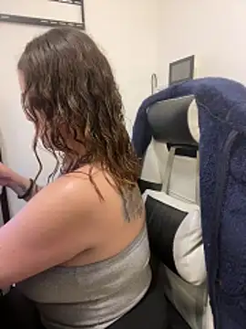 Snapshot of MiaHotboobs chatting on 03-26-26, 02:11 MiaHotboobs online show from 03-26-26, 02:11