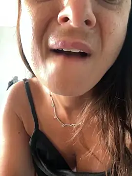 Supremegirlvibes online show from 06-28-26, 03:29