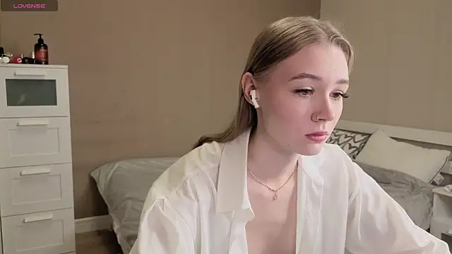 Sellina moon online show from 04-08-26, 02:22