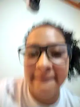 Snapshot of Sofia_Alane chatting on 04-05-26, 11:13 Sofia Alane online show from 04-05-26, 11:13