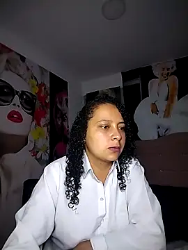Snapshot of Sofia_Alane chatting on 04-10-26, 09:14 Sofia Alane online show from 04-10-26, 09:14