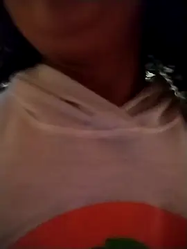 Snapshot of Sofia_Alane chatting on 04-25-26, 01:41 Sofia Alane online show from 04-25-26, 01:41