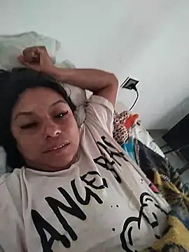 Snapshot of AngelicaStorms chatting on 07-24-26, 01:09 AngelicaStorms online show from 07-24-26, 01:09