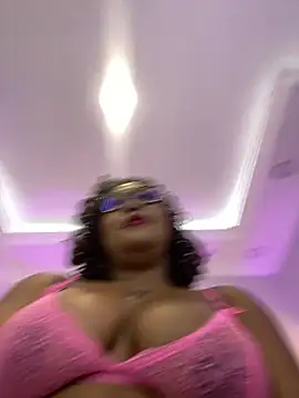 Snapshot of Mara_Lovve chatting on 03-22-26, 01:36 Mara Lovve online show from 03-22-26, 01:36