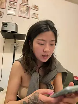 Snapshot of Olivia_PINK0322 chatting on 04-12-26, 01:27 Olivia PINK0322 online show from 04-12-26, 01:27