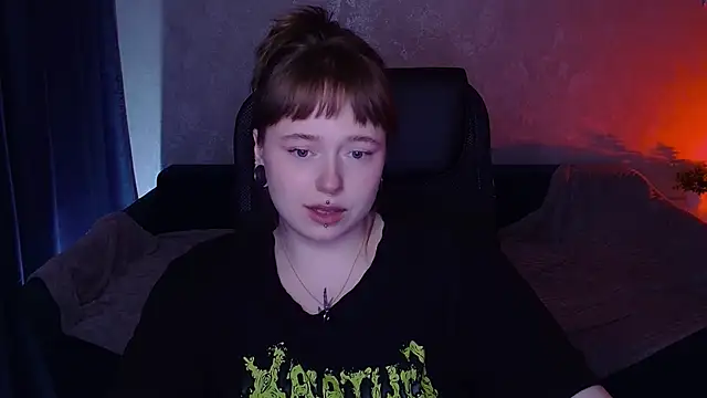 SelenaLily online show from 05-26-26, 06:04
