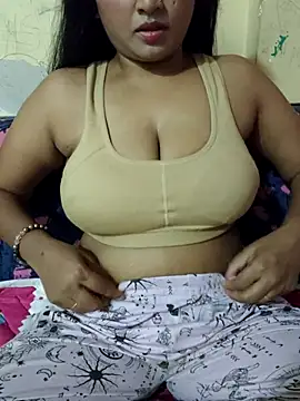 Tridha 2 online show from 04-18-26, 06:23