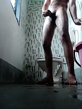 Wildlovee online show from 05-27-26, 05:15