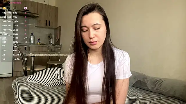 AureaMaggi online show from 04-10-26, 05:12