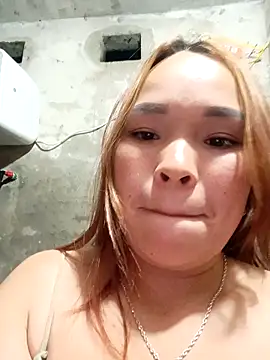 Snapshot of sena_baby chatting on 03-26-26, 01:06 sena baby online show from 03-26-26, 01:06