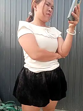 Snapshot of sena_baby chatting on 04-23-26, 12:45 sena baby online show from 04-23-26, 12:45