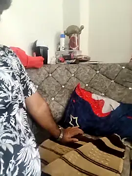 Snapshot of B_S0051 chatting on 03-25-26, 08:31 B S0051 online show from 03-25-26, 08:31