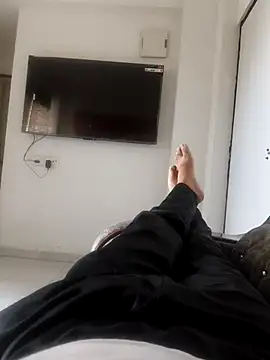 Snapshot of B_S0051 chatting on 04-04-26, 01:59 B S0051 online show from 04-04-26, 01:59