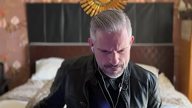 Snapshot of bropomtl chatting on 03-25-26, 04:13 bropomtl online show from 03-25-26, 04:13