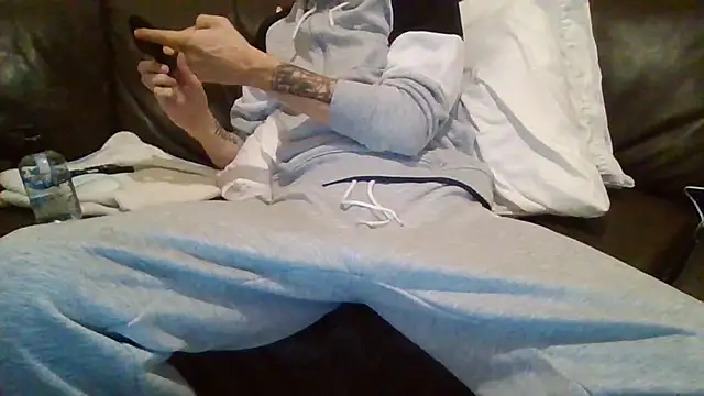 feetlovrr94 online show from 04-08-26, 02:22