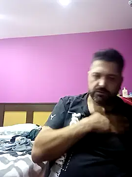 Muchos cogios online show from 06-17-26, 01:52