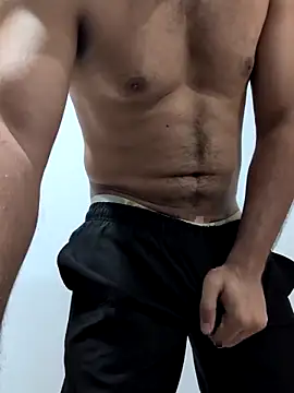 Snapshot of handsome-hunky chatting on 06-17-26, 01:34 handsome-hunky online show from 06-17-26, 01:34