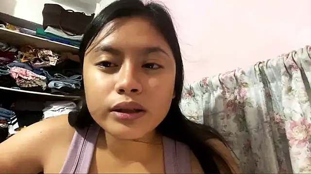 PennieDegraaf online show from 03-25-26, 01:06