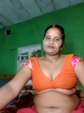 Snapshot of Shivani09900 chatting on 06-09-26, 05:24 Shivani09900 online show from 06-09-26, 05:24