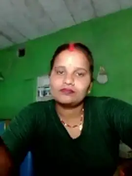 Snapshot of Shivani09900 chatting on 06-10-26, 07:35 Shivani09900 online show from 06-10-26, 07:35