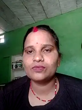 Snapshot of Shivani09900 chatting on 06-11-26, 06:00 Shivani09900 online show from 06-11-26, 06:00