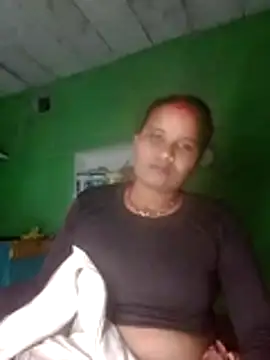 Snapshot of Shivani09900 chatting on 06-11-26, 08:40 Shivani09900 online show from 06-11-26, 08:40