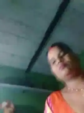 Snapshot of Shivani09900 chatting on 06-12-26, 07:35 Shivani09900 online show from 06-12-26, 07:35