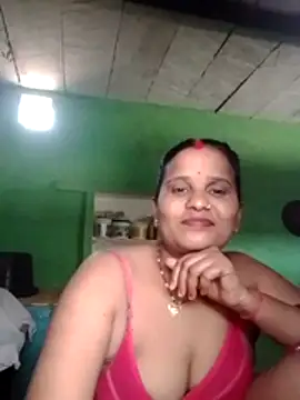 Snapshot of Shivani09900 chatting on 06-15-26, 06:48 Shivani09900 online show from 06-15-26, 06:48