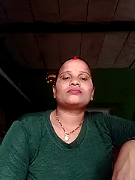 Snapshot of Shivani09900 chatting on 07-02-26, 02:44 Shivani09900 online show from 07-02-26, 02:44