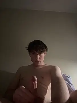 Snapshot of Leonard261019 chatting on 03-23-26, 11:47 Leonard261019 online show from 03-23-26, 11:47