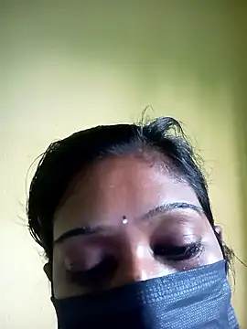 bannerjeesneha20 online show from 04-17-26, 11:13